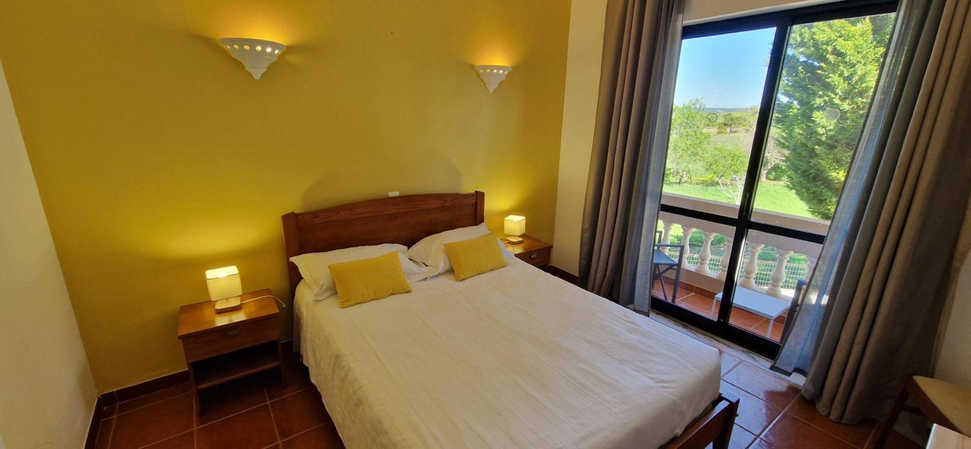 Gasthuis Casa Rosa Montes 3*